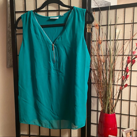 NY&CO Sleeveless Top - Picture 8 of 8